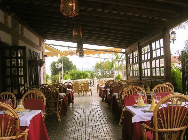 Restaurante El Arbol Blanco