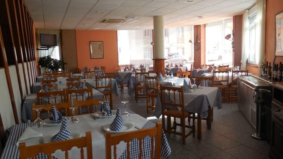 Hostal Restaurante Playa de Sardiñeiro