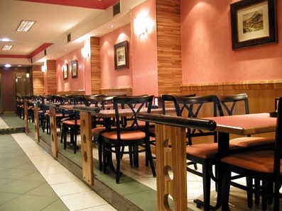 Cafetería Restaurante La Criolla