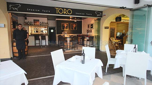 Restaurante Toro Puerto Marina